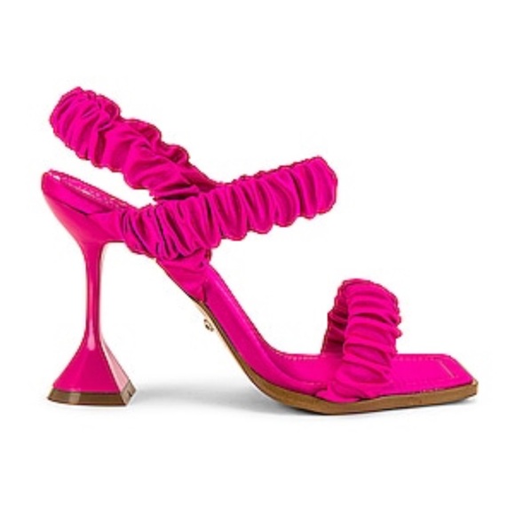 RAYE Shoes - RAYE Kia Heel in Hot Pink Satin sz 9